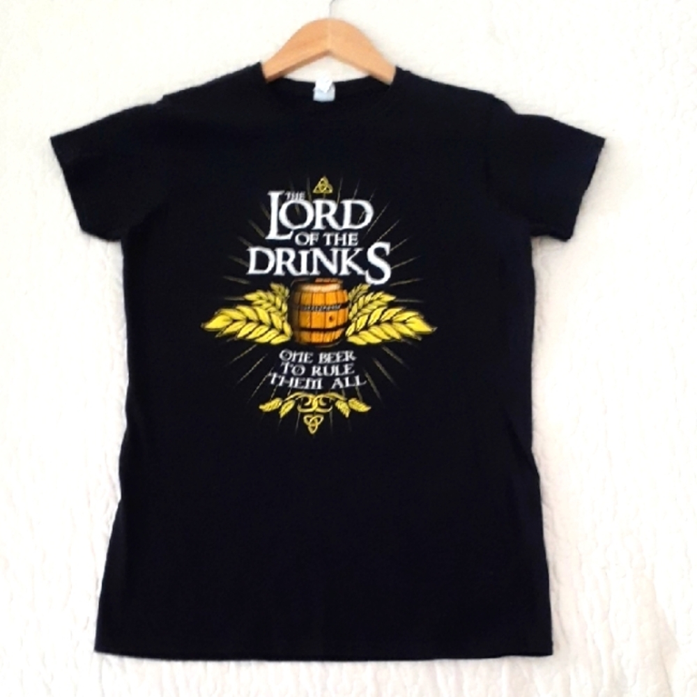Lord Of The Drinks Graphic T-Shirt with One Beer To Rule Them All  NWOT